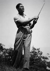 Joe_Louis_Playing_Golf