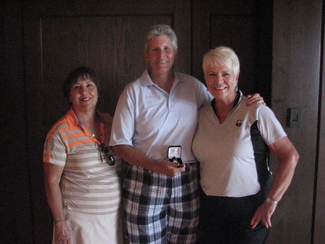 (L to R) Betsy Reynolds, Cathy Jefferson & Kathy Ingersoll