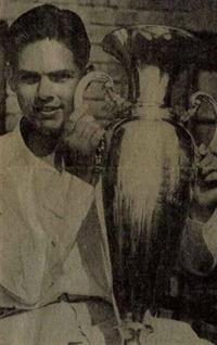 Bob_Servis_With_Ohio_Amateur_Trophy